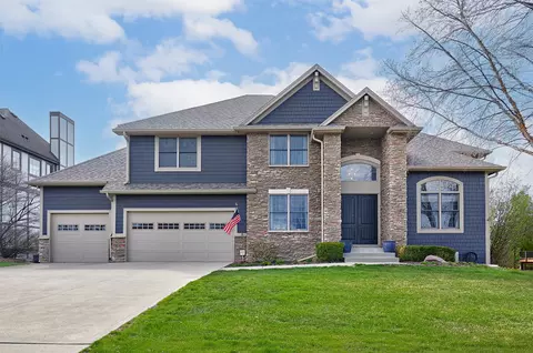 244 62nd Ct, West Des Moines, IA 50266