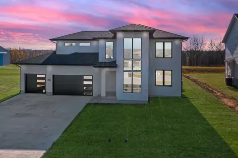 80 NW Alderleaf Dr, Waukee, IA 50263