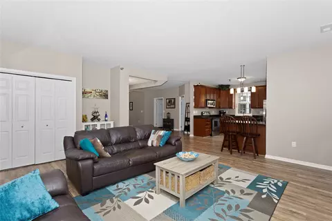 3031 Grand Ave #116, Des Moines, IA 50312