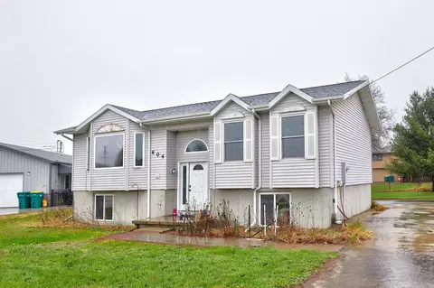 604 Northview Dr, Dallas Center, IA 50063