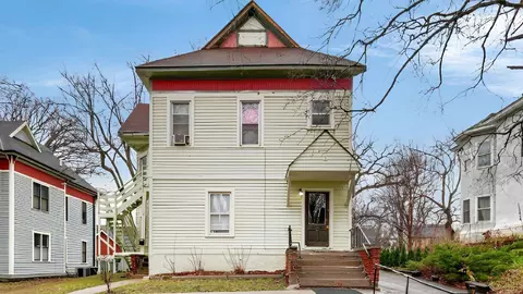 658 18th St, Des Moines, IA 50314