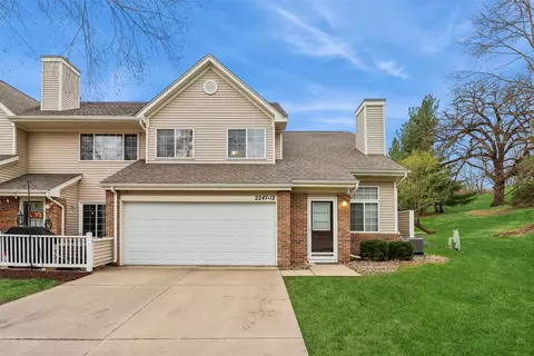 2247 Grand Ave #12, West Des Moines, IA 50265