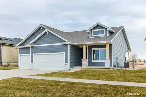 510 Walker St, Polk City, IA 50226