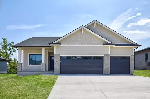 510 Walker St, Polk City, IA 50226