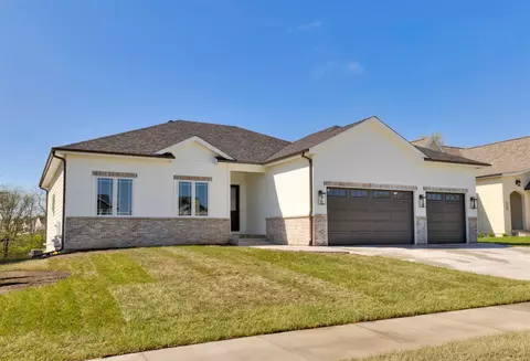 950 Harrington Way, Waukee, IA 50263