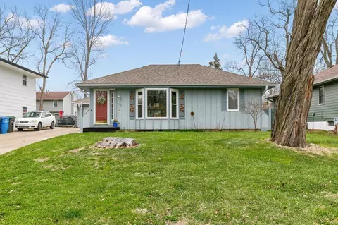 4133 52nd St, Des Moines, IA 50310