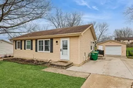 1525 W Detroit Ave, Indianola, IA 50125