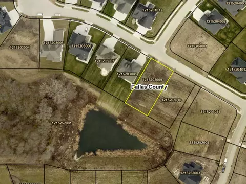 5258 175th St, Urbandale, IA 50322