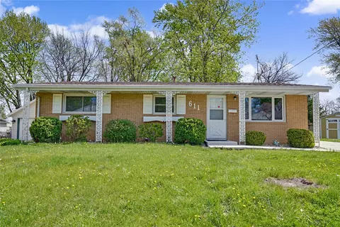 611 6th Ave SE, Altoona, IA 50009