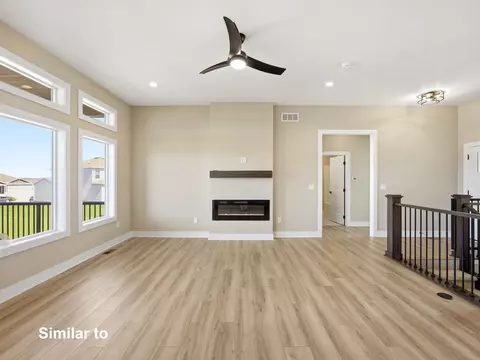 Living - 2712 Ponte Pl, Adel, IA 50003 photo 2 of 7
