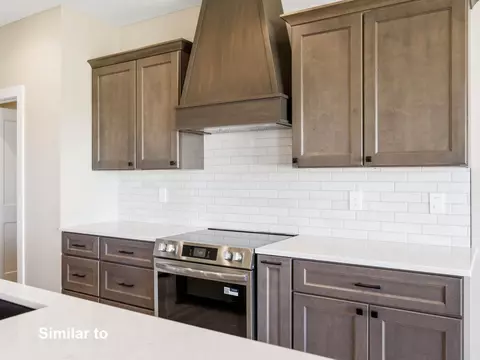 Kitchen - 2712 Ponte Pl, Adel, IA 50003 photo 3 of 6