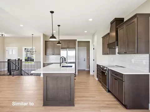 Kitchen - 2712 Ponte Pl, Adel, IA 50003 photo 4 of 6