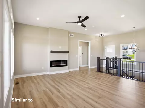 Living - 2712 Ponte Pl, Adel, IA 50003 photo 3 of 7