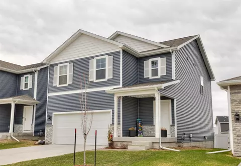 1288 NW Williamsburg Ln, Waukee, IA 50263