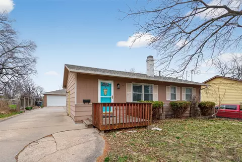 1101 Emma Ave, Des Moines, IA 50315