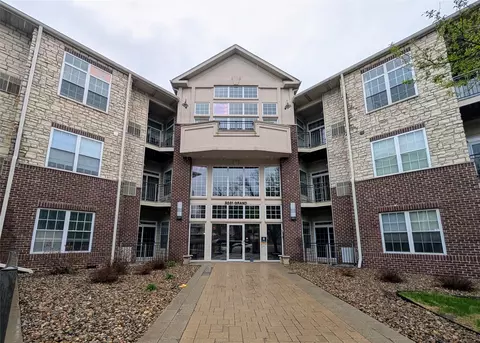 3031 Grand Ave #218, Des Moines, IA 50312