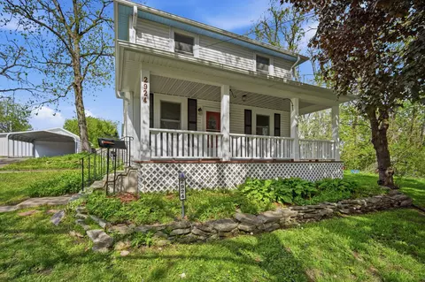 2924 61st St, Des Moines, IA 50322