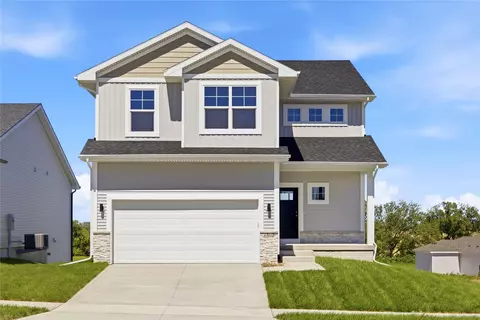 2303 Chan Dr, Adel, IA 50003