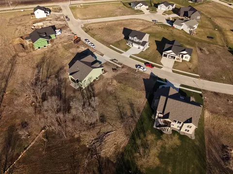 1424 Trail Creek Rd, Huxley, IA 50124