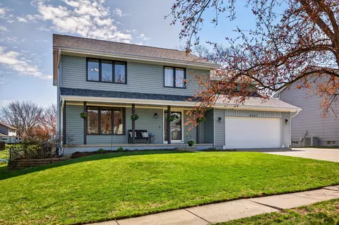 4507 48th St, Des Moines, IA 50310