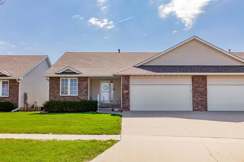 842 Lindsay Ct SW, Altoona, IA 50009