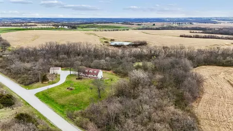 16823 150th Ave, Indianola, IA 50125