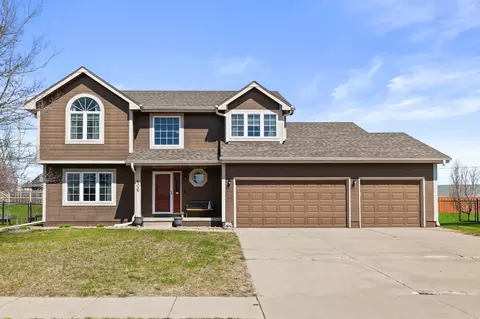 606 NW 17th St, Ankeny, IA 50023