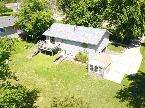 2007 Spring St, Grinnell, IA 50112