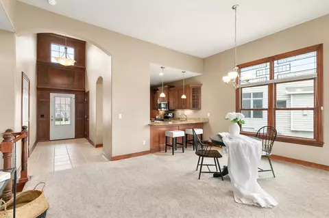 15611 Monroe Ct, Urbandale, IA 50323