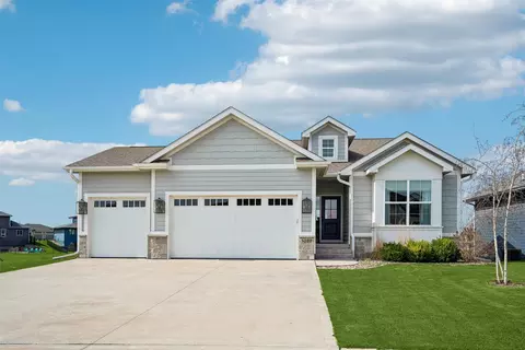 5207 NW 13th St, Ankeny, IA 50023