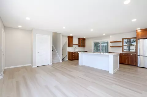 4400 66th St, Urbandale, IA 50322