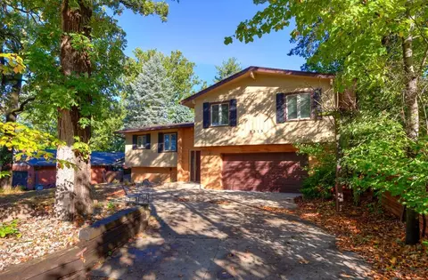 3515 Skyline Dr, Des Moines, IA 50310