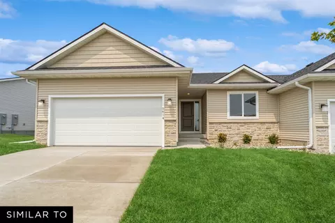 5520 NE Briarwood Dr, Ankeny, IA 50021