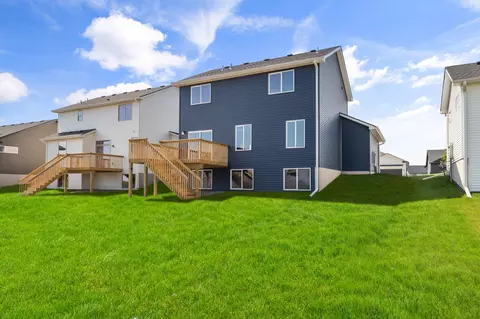 Exterior - 4220 NE 5th St, Ankeny, IA 50021 photo 6 of 7