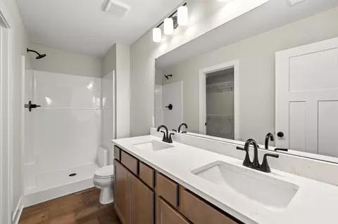 Bath - 4220 NE 5th St, Ankeny, IA 50021 photo 3 of 3