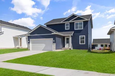 Exterior - 4220 NE 5th St, Ankeny, IA 50021 photo 7 of 7