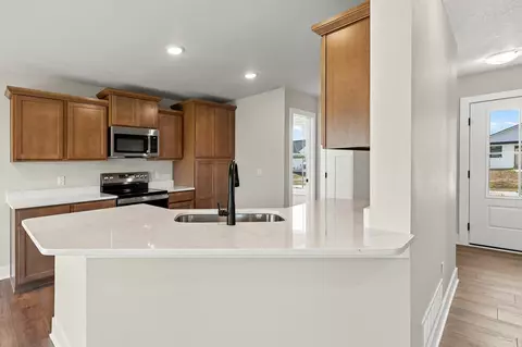 Kitchen - 4220 NE 5th St, Ankeny, IA 50021 photo 2 of 3