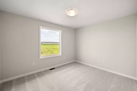 Bedroom - 4305 NE 5th St, Ankeny, IA 50021 photo 3 of 8