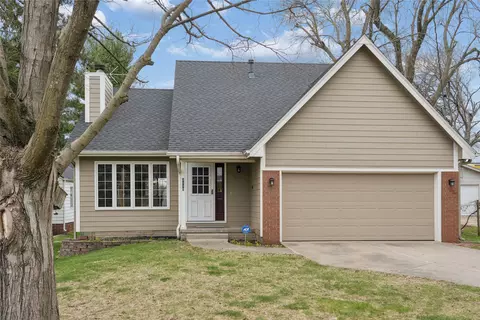 2110 47th St, Des Moines, IA 50310