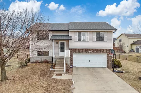 3205 SE Cherry Blossom Dr, Ankeny, IA 50021