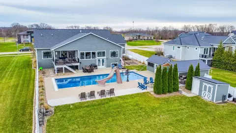 28887 Frost Ln, Adel, IA 50003