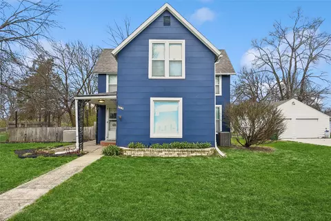 904 13th St, West Des Moines, IA 50265