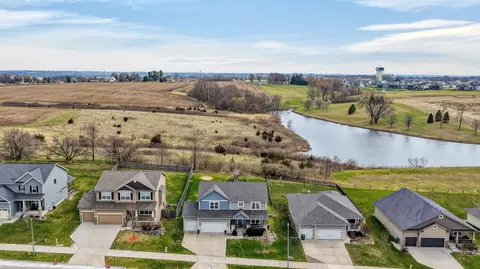318 W High Rd, Norwalk, IA 50211