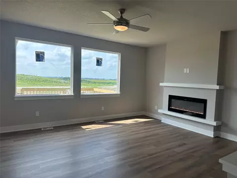 Living - 202 Cedar Dr, Gilbert, IA 50105 photo 4 of 4