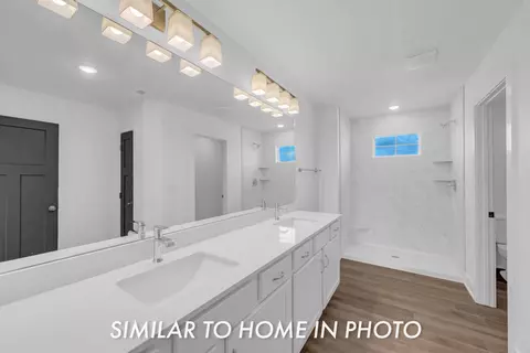 Entry Way - 202 Cedar Dr, Gilbert, IA 50105 photo 11 of 14
