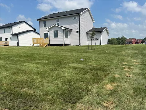 Exterior - 202 Cedar Dr, Gilbert, IA 50105 photo 2 of 2