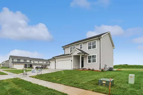 Exterior - 202 Cedar Dr, Gilbert, IA 50105 photo 2 of 6