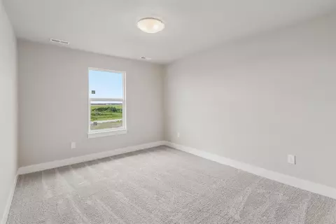 Bedroom - 202 Cedar Dr, Gilbert, IA 50105 photo 5 of 6