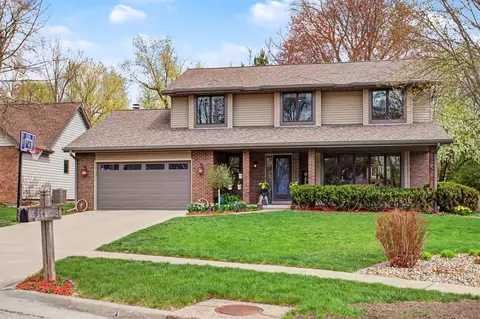 914 Idaho Ave, Ames, IA 50014