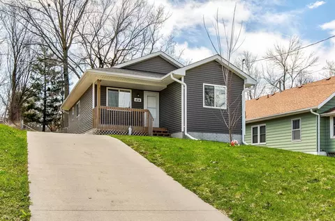 404 Lacona Ave, Des Moines, IA 50315